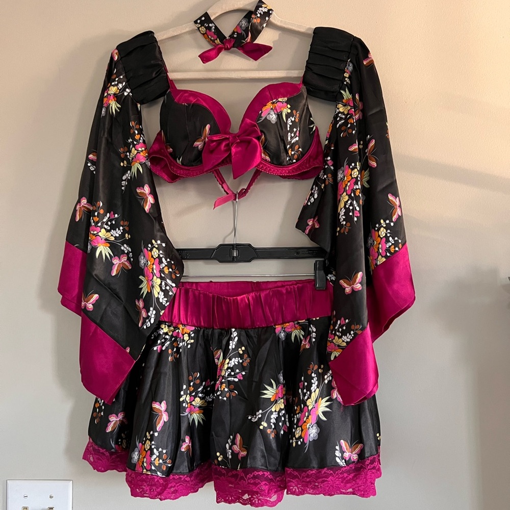 Women’s Halloween Costume